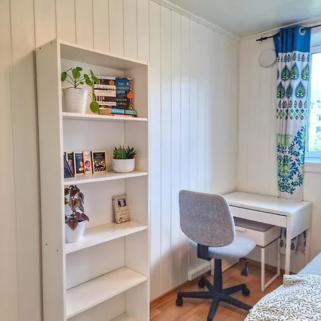 Апартаменты Private In A Shared With Mountain Views & Greenery Тронхейм