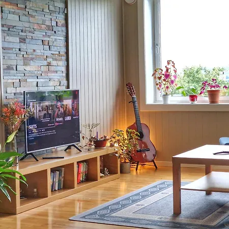 Апартаменты Private In A Shared With Mountain Views & Greenery *