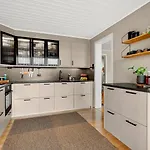 Private In A Shared With Mountain Views & Greenery Appartement