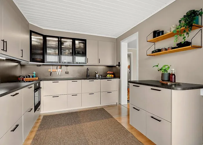 Private In A Shared With Mountain Views & Greenery Apartmán