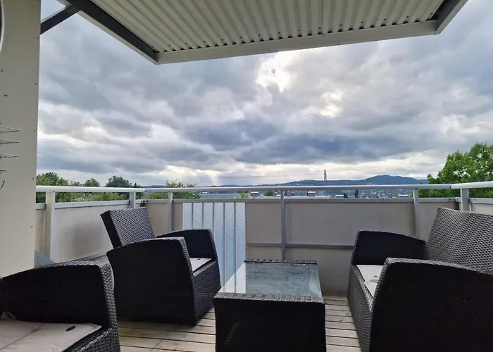 Private In A Shared With Mountain Views & Greenery Trondheim
