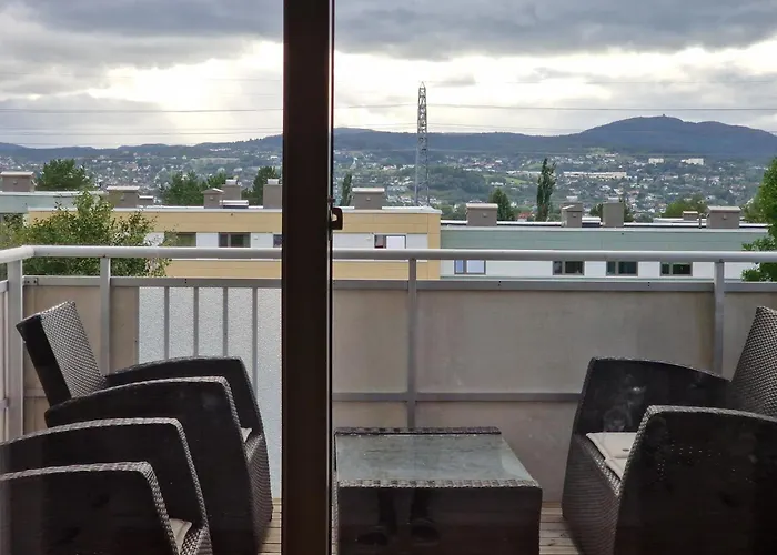 Private In A Shared With Mountain Views & Greenery Apartmán